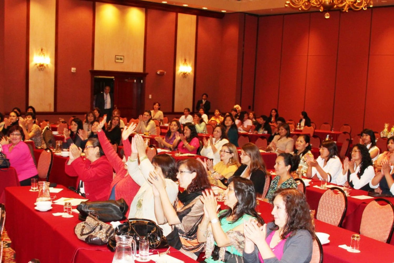 2 Secretarias Lima Abril 2013